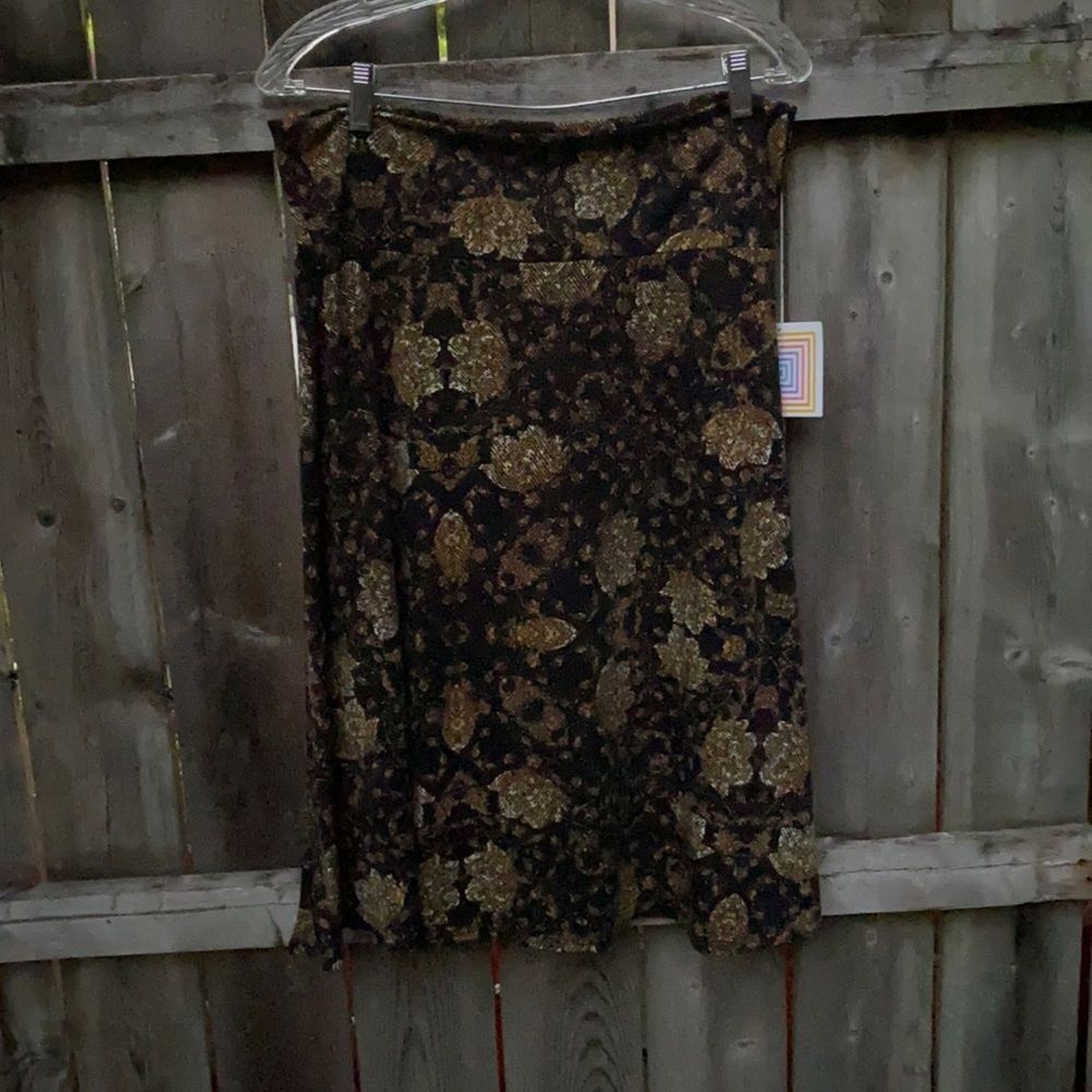 Lularoe Skirt sz. XL NWT